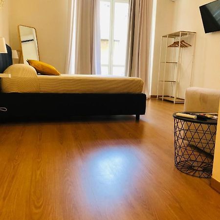 Dimora Paladino Bed & Breakfast Наполи Екстериор снимка