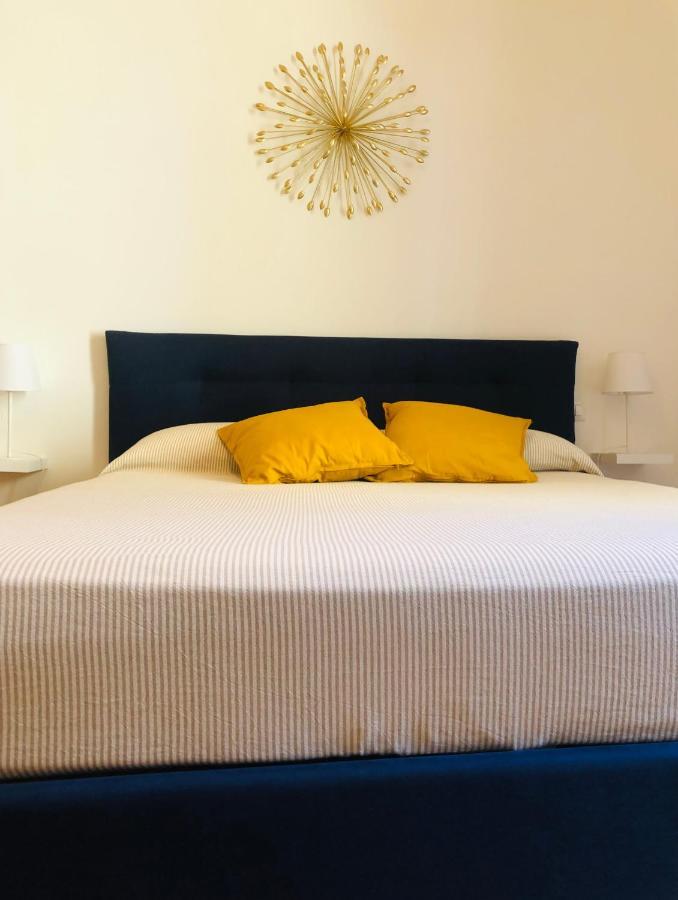 Dimora Paladino Bed & Breakfast Наполи Екстериор снимка