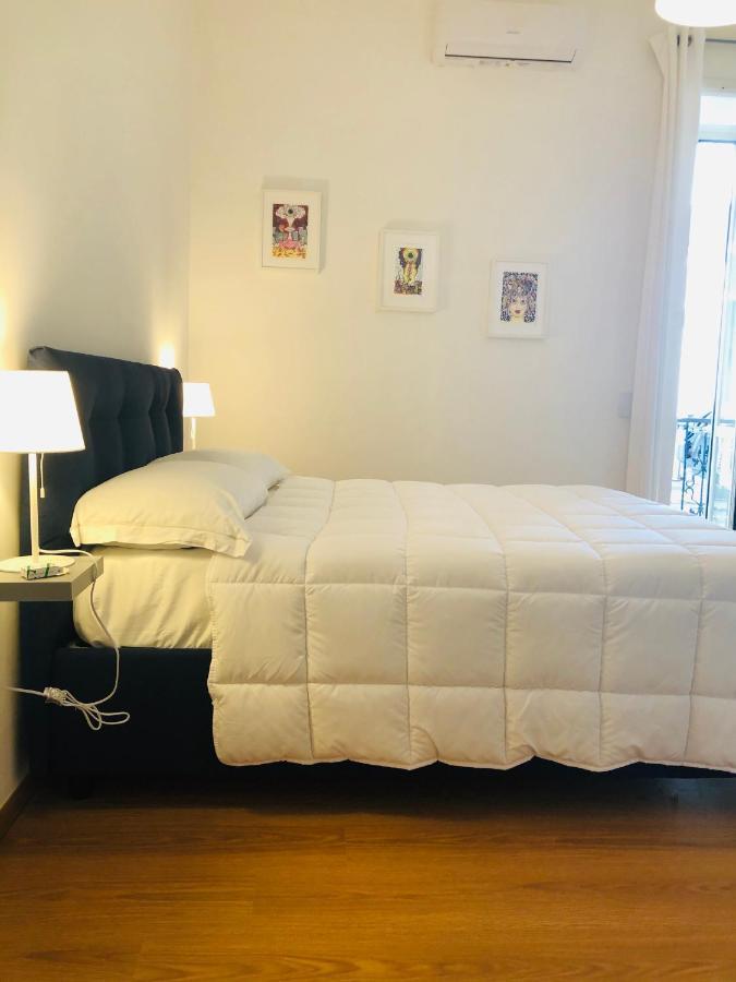 Dimora Paladino Bed & Breakfast Наполи Екстериор снимка