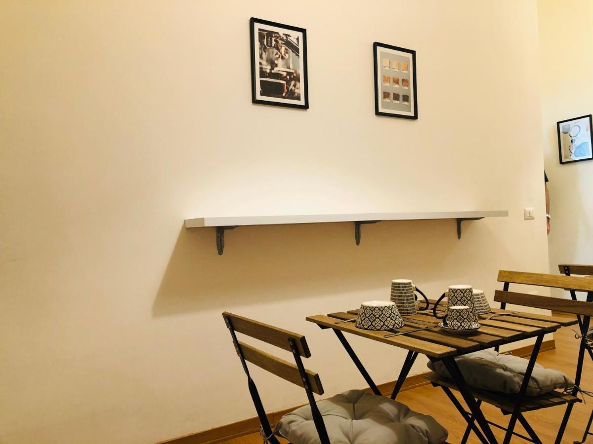 Dimora Paladino Bed & Breakfast Наполи Екстериор снимка